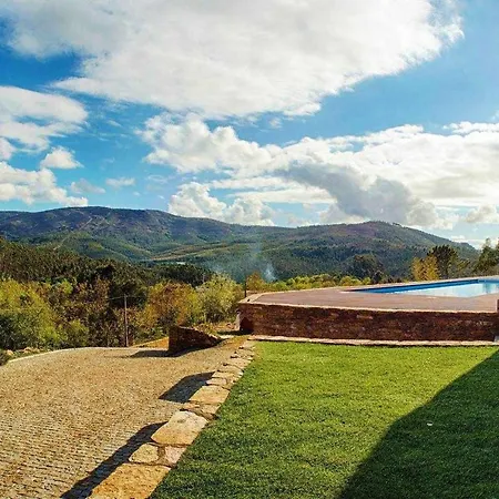 Entre A Montanha Rio E Mar Norte De Portugal Villa *